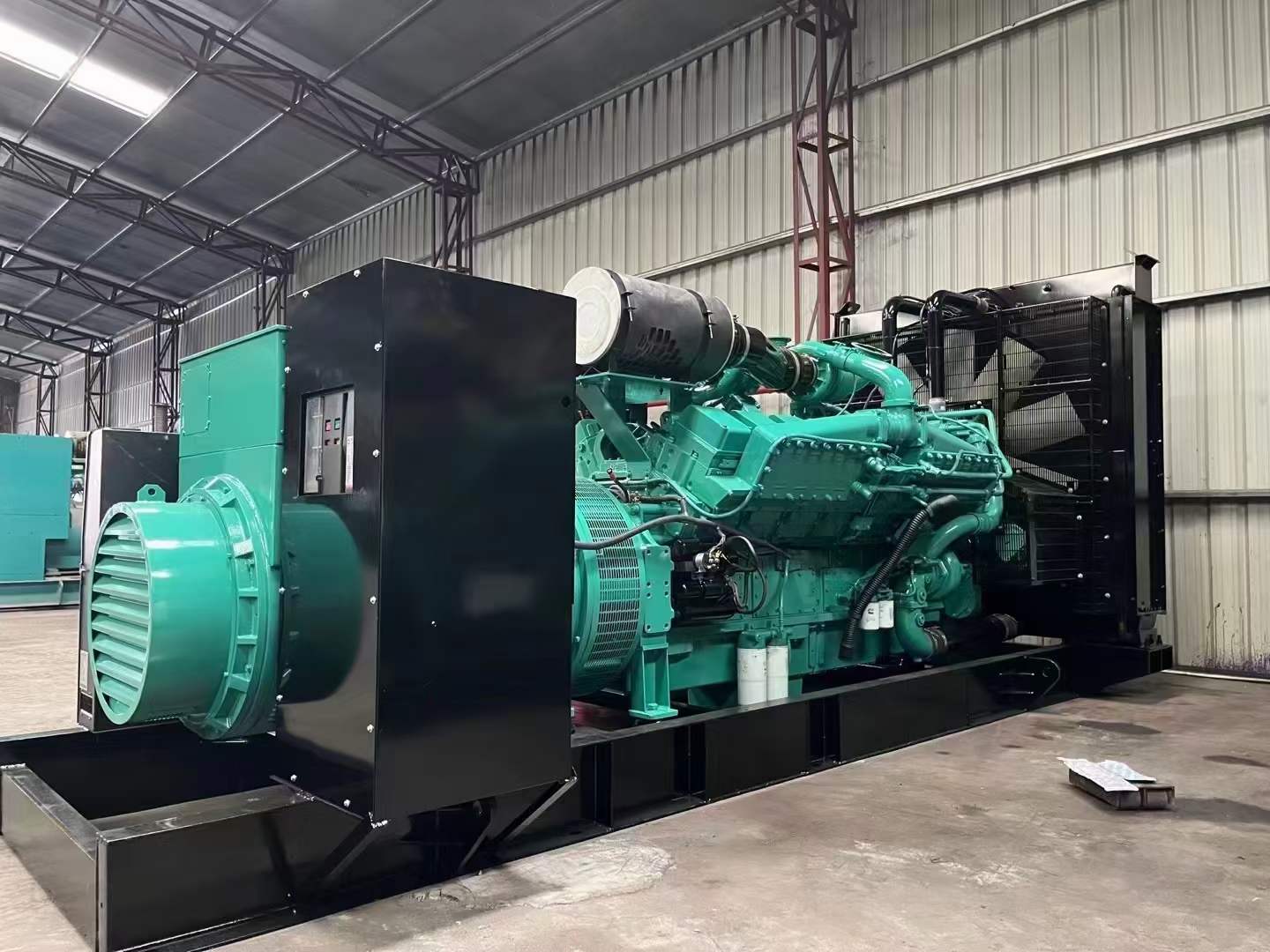 罗甸如何降低 800kW 柴油发电机输出电流的波动？